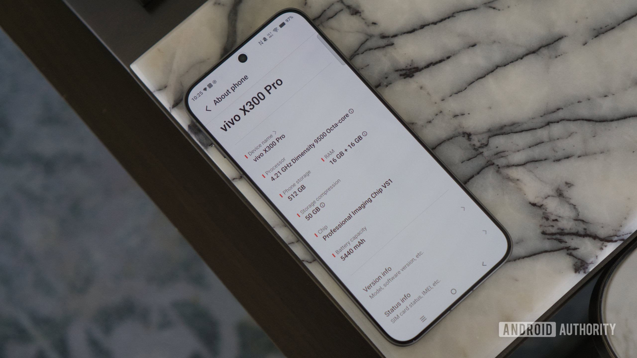 最初のDimensity 9500搭載スマホをベンチマークしてみたが、期待外れだった